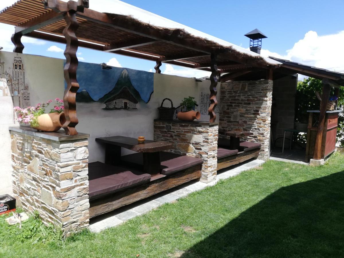 Albergue La Medina De Camponaraya Екстер'єр фото