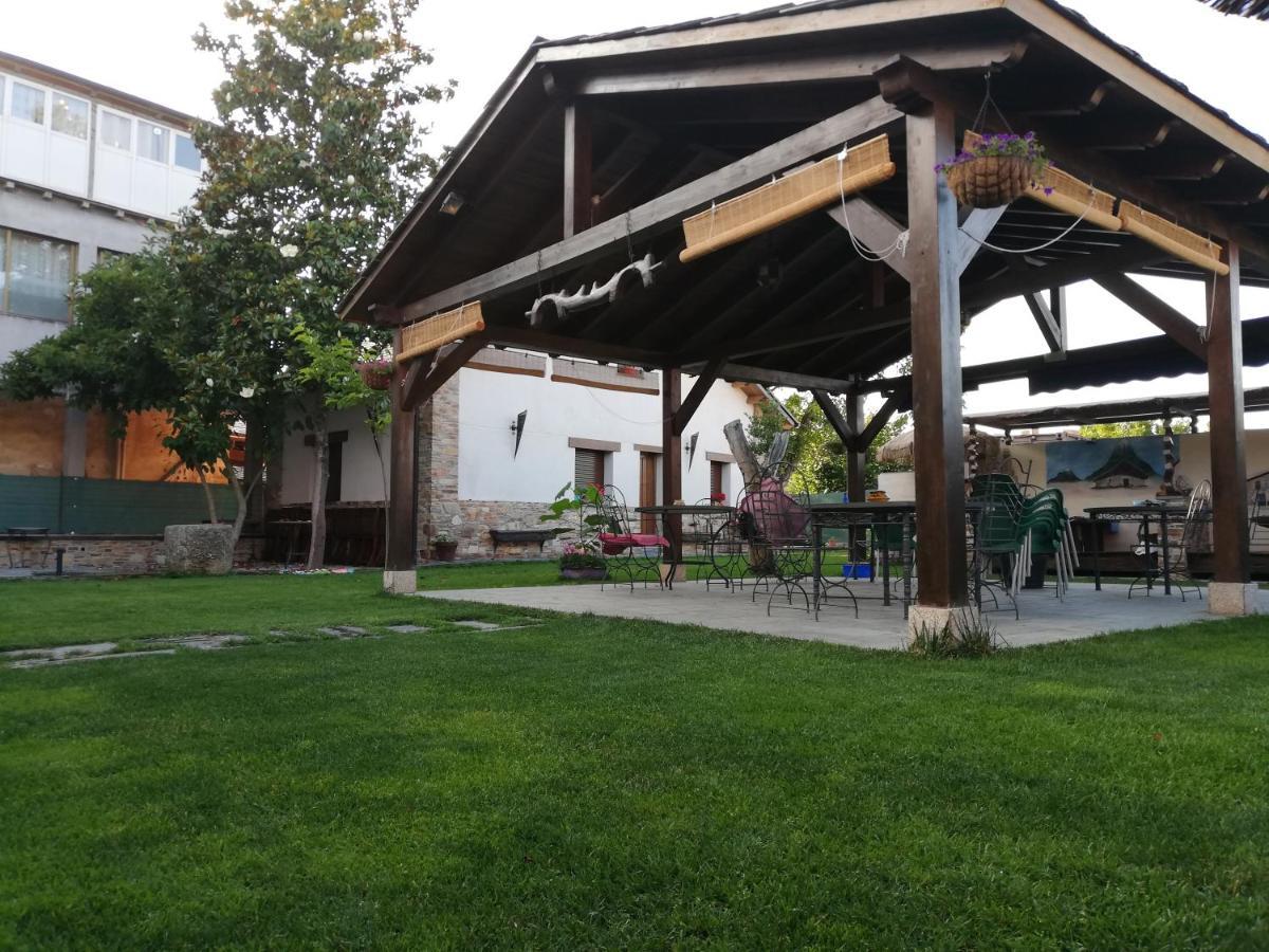Albergue La Medina De Camponaraya Екстер'єр фото